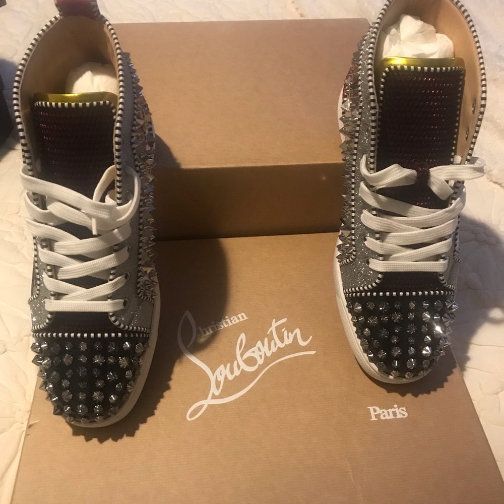 Sneakers - Picture 4 of 4